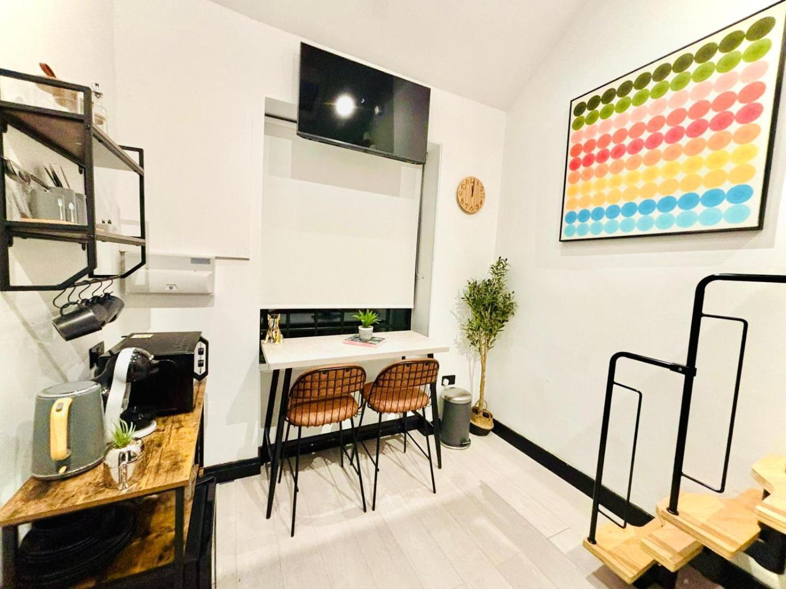 London Luxury Mezzanine Studio Flats Next Hackney Central Exterior photo